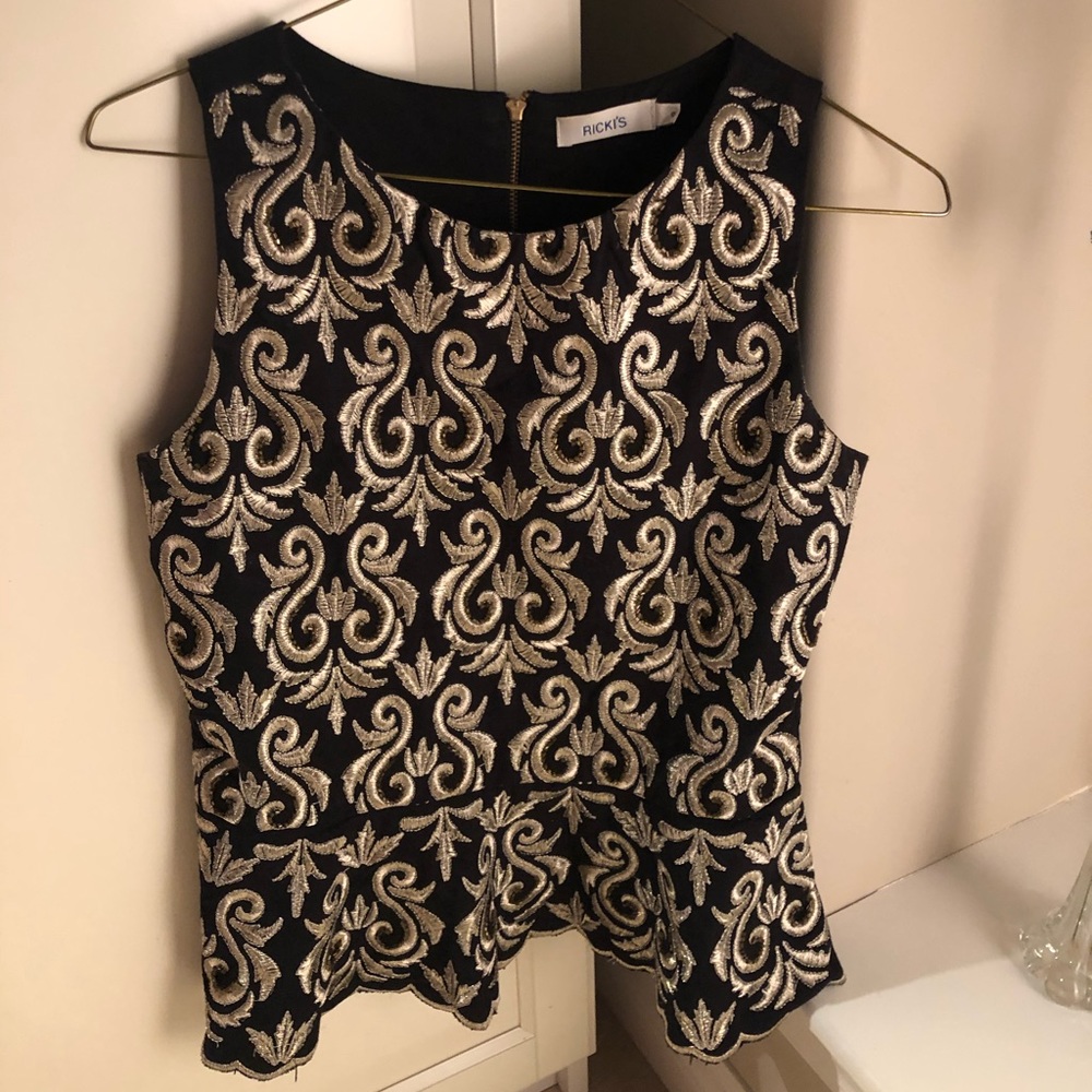 Sleeveless Black & Gold Peplum Top | Ricki’s